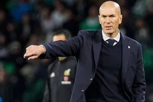 HLV Zinedine Zidane sẵn sàng kiên nhẫn trong một mùa giải. Ảnh: Getty Images