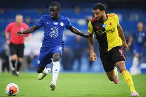 HLV Frank Lampard sẵn sàng bán N’Golo Kante (trái) vì lo ngại vấn đề thể trạng của cầu thủ này. Ảnh: Getty Images