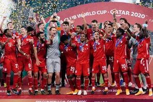 Bayern Munich giành được danh hiệu thứ 6 trong vòng 12 tháng.