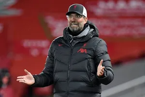 Jurgen Klopp mùa này quả thật đã đối mặt quá nhiều vấn đề nan giải. Ảnh: Getty Images 