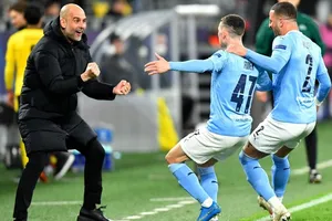 HLV Pep Guardiola dường như đang được tiếp thêm niềm tin từ thành công mùa này. Ảnh: Getty Images
