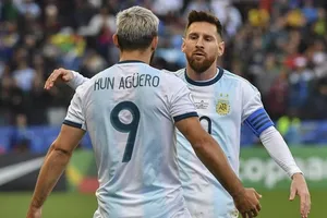 Lionel Messi và Sergio Aguero hy vọng cuối cùng có thể mang về một danh hiệu cho La Albiceleste.