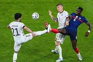 Toni Kroos tin rằng tuyển Đức xứng đáng có khởi đầu tốt hơn.