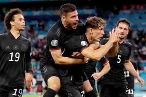 Tuyển Đức đã phải trải qua một đêm căng thẳng trên sân Allianz Arena ở Munich.