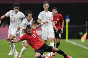 Tây Ban Nha hùng mạnh bất lực trước hàng thủ kiên cố của Ai Cập.