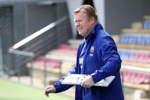 HLV Ronald Koeman đang chuẩn bị cho mùa giải thứ 2 đầy thử thách ở Barca.