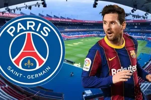 Lionel Messi đang hướng đến sân Công viên các Hoàng tử.