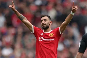 Rõ ràng không công bằng khi Bruno Fernandes nằm trong nhóm thu nhập kém nhất đội.