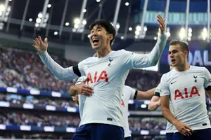 Son Heung-min đã truyền cảm hứng cho Gà trống với cú đúp kiến tạo. 