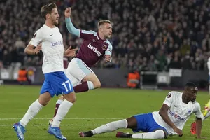 Jarrod Bowen ghi bàn giúp West Ham chiến thắng.