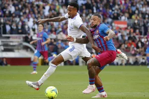 Barca đã chơi đầy nỗ lực nhưng không thể vượt qua kinh nghiệm của Real.