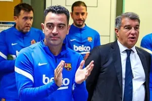 Xavi Hernandez trở lại để ngồi vào băng ghế chỉ đạo thay Ronald Koeman.