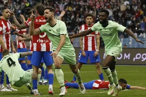 Atletico Madrid lúc này là đội bóng quá dễ bị tổn thương.