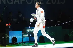 Đấu kiếm tiếp tục tập chay vì không có đợt tập huấn. Ảnh: NGỌC HẢI 