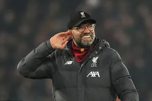 Jurgen Klopp kêu gọi người hâm mộ sát cánh cùng đội vào thứ bảy. Ảnh: Getty Images