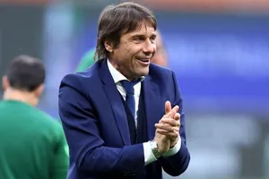 HLV Antonio Conte đã cam kết sẽ tiếp tục với Tottenham ở mùa tới. Ảnh: Getty Images
