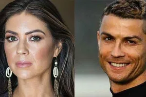 Phía cô đào Kathryn Mayorga xem ra đã bị “phản đòn” khá đau.