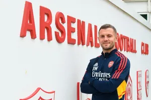 Jack Wilshere đã được Arsenal cơ hội trở lại trên cương vị mới.