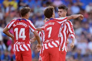 Alvaro Morata tỏa sáng với cú đúp trong ngày trở lại với Atletico Madrid.