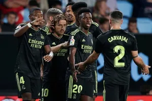 Real Madrid khởi đầu quá ấn tượng trong hành trình bảo vệ danh hiệu.