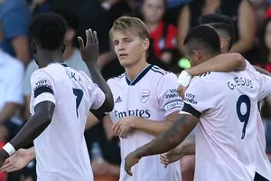 Tiền vệ Martin Odegaard lập cú đúp trong chiến thắng toàn diện 3-0 trên sân Bournemouth. Ảnh: Getty Images
