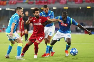Salah bất lực và Liverpol thua 0-2 ở lần gần nhất đến Napoli. Ảnh: Getty Images
