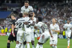 Real Madrid nối dài mạch thắng từ đầu giải trên mọi đấu trường lên con số 8.