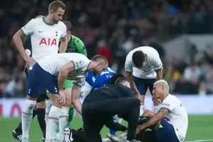 Richarlison lo lắng khi dính chấn thương nghiêm trọng vào lúc này. Ảnh: Getty Images