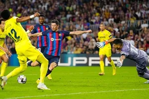 Robert Lewandowski đã nổ súng trở lại giúp Barca hồi phục kịp lúc.