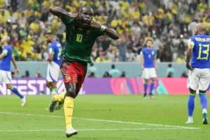 Vincent Aboubakar giúp Cameroon có chiến thắng đầu tiên tại World Cup 2022.