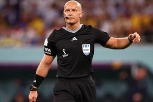 Szymon Marciniak là trọng tài đầu tiên người Ba Lan điều hành một trận chung kết World Cup.