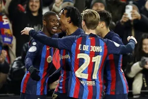 Ousmane Dembele ghi bàn duy nhất giúp Barcelona giành chiến thắng 1-0 trước Sociedad.