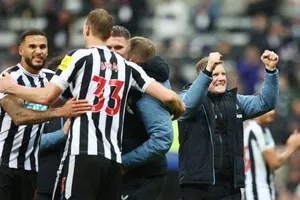 HLV Eddie Howe đang đưa Newcastle vươn mình mạnh mẽ.