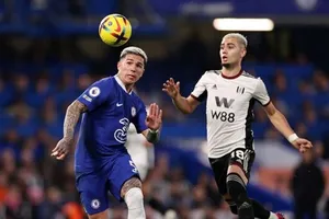 Tân binh kỷ lục Enzo Fernandez có trận ra mắt khá ổn ở giữa sân, chơi trọn vẹn trận đấu.