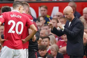 HLV Erik ten Hag đang làm rất tốt với những gì ông có trong tay.