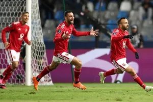 Al Ahly (Ai Cập) vượt qua Seattle Sounders 1-0, giành vé vào bán kết gặp nhà vô địch châu Âu, Real Madrid.