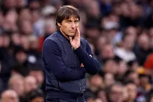 Vấn đề sức khỏe vừa nảy sinh có thể khiến Antonio Conte và Tottenham tan vỡ một mối quan hệ.