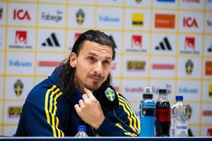 Zlatan Ibrahimovic chưa muốn giải nghệ, nhưng không nghĩ đến Euro 2024