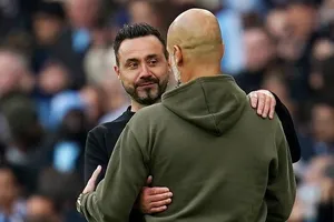 HLV Roberto Dde Zerbi chia sẻ ông được nhà cầm quân đại tài Pep Guardiola truyền cảm hứng.