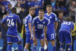 Bảy năm sau chức vô địch không tưởng, Leicester phải nói lời chia tay giải bóng đá hàng đầu của nước Anh.