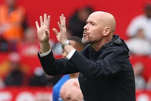 HLV Erik ten Hag kêu các ngôi sao Man.United thể hiện sự nỗ lực và tiến bộ vượt bậc khi đối đầu Bayern Munich.