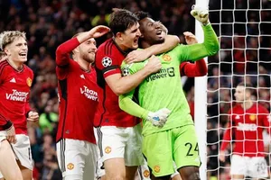 Cú đánh đầu của Harry Maguire và pha cản phạt đền của Andre Onana đã đảm bảo chiến thắng 1-0 cho Man.United trước FC Copenhagen.