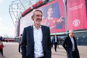 Nhà đầu tư chiến lược Sir Jim Ratcliffe đã bắt đầu tiến trình thay đổi mạnh mẽ đội ngũ điều hành Man.United.