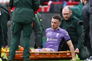 Khủng hoảng chấn thương của Liverpool ngày càng sâu sắc khi tiền đạo Diogo Jota phải nghỉ nhiều tháng.