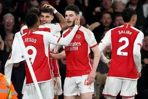 Arsenal thắng 8 trận liên tiếp ở Premier League lần đầu tiên kể từ tháng 4-2015 dưới thời Arsene Wenger.