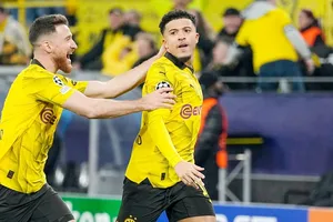 Jadon Sancho mở tỉ số giúp Borussia Dortmund giành chiến thắng 2-0 trước PSV Eindhoven.