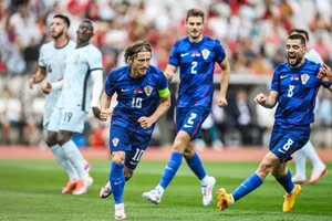 Luka Modric giúp Croatia giành chiến thắng lịch sử 2-1 trước Bồ Đào Nha sau 8 lần đối đầu.