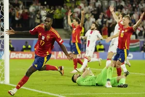 Nico Williams bùng nổ giúp Tây Ban Nha ngược dòng khuất phục Georgia với tỷ số 4-1.