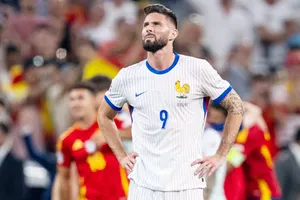 Olivier Giroud xác nhận sẽ kết thúc sự nghiệp thi đấu quốc tế của mình.