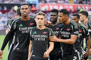 Leandro Trossard và Thomas Partey ghi bàn giúp Arsenal giành chiến thắng 2-0 tại Aston Villa